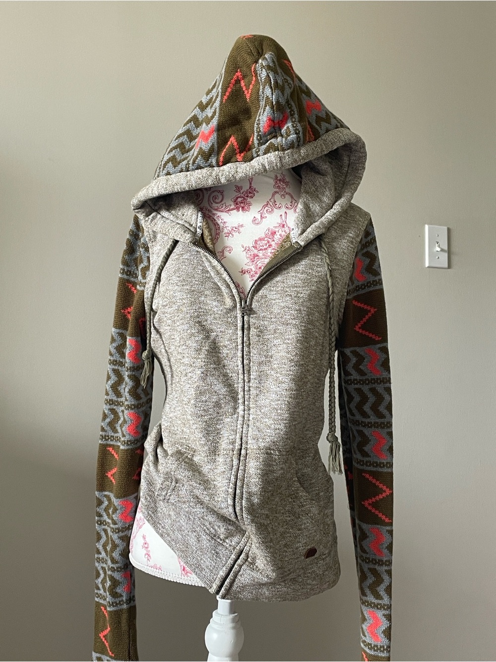 Roxy Heather Green Hooded Zip-Up Women's Sweater with Aztec Patterned Sleeves